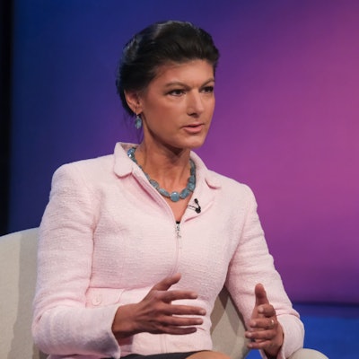 Sahra Wagenknecht war am Mittwochabend in der ARD-Talkshow „Maischberger“ zu Gast. Nach dem Auftritt wurde Kritik an der BSW-Politikerin – und Moderatorin Sandra Maischberger laut.
