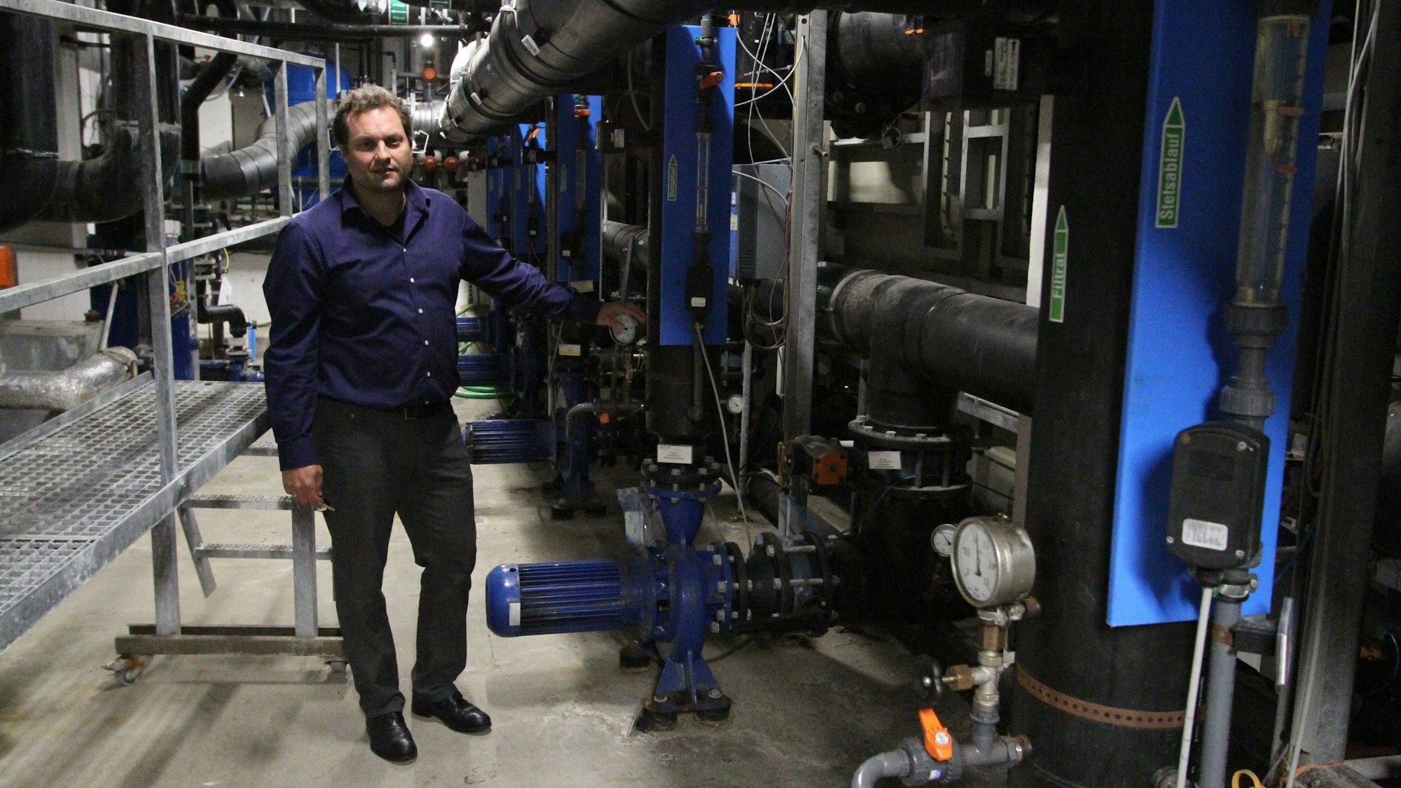 Große Pumpen eines Schwimmbads