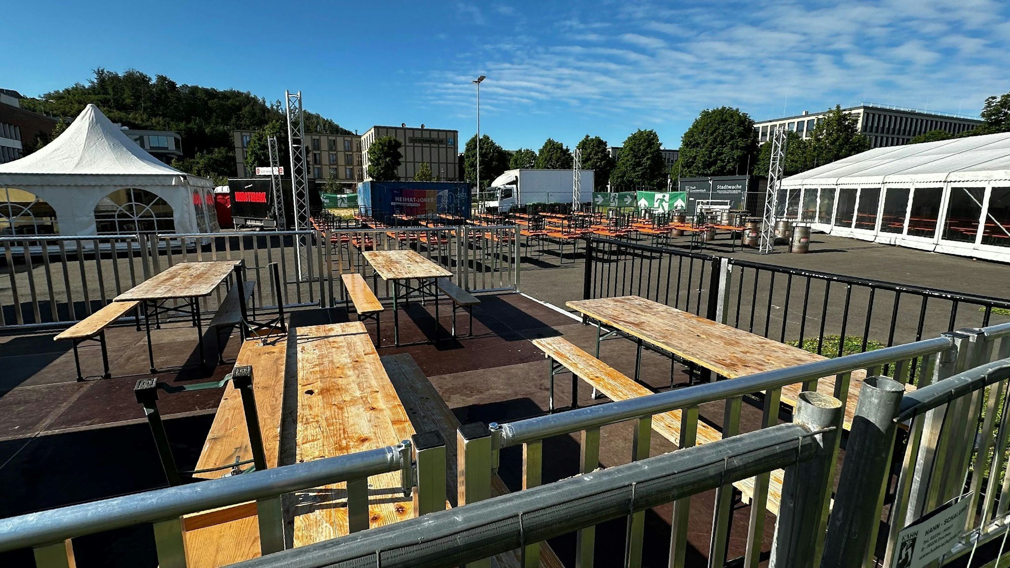 Viel Platz haben Fußballfans auf dem Steinmüllergelände.