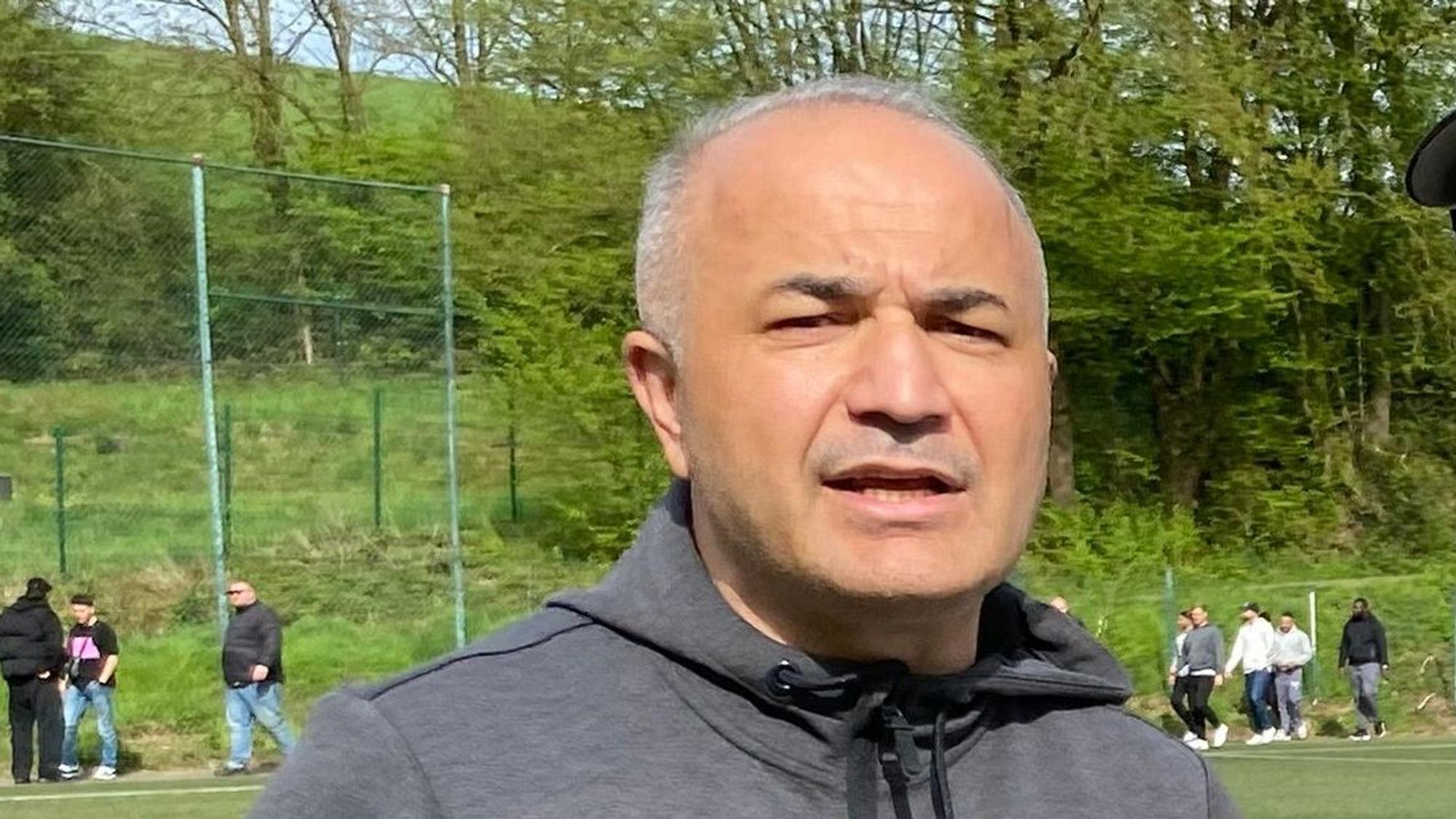 Trainer Mutlu Demir im Porträt.
