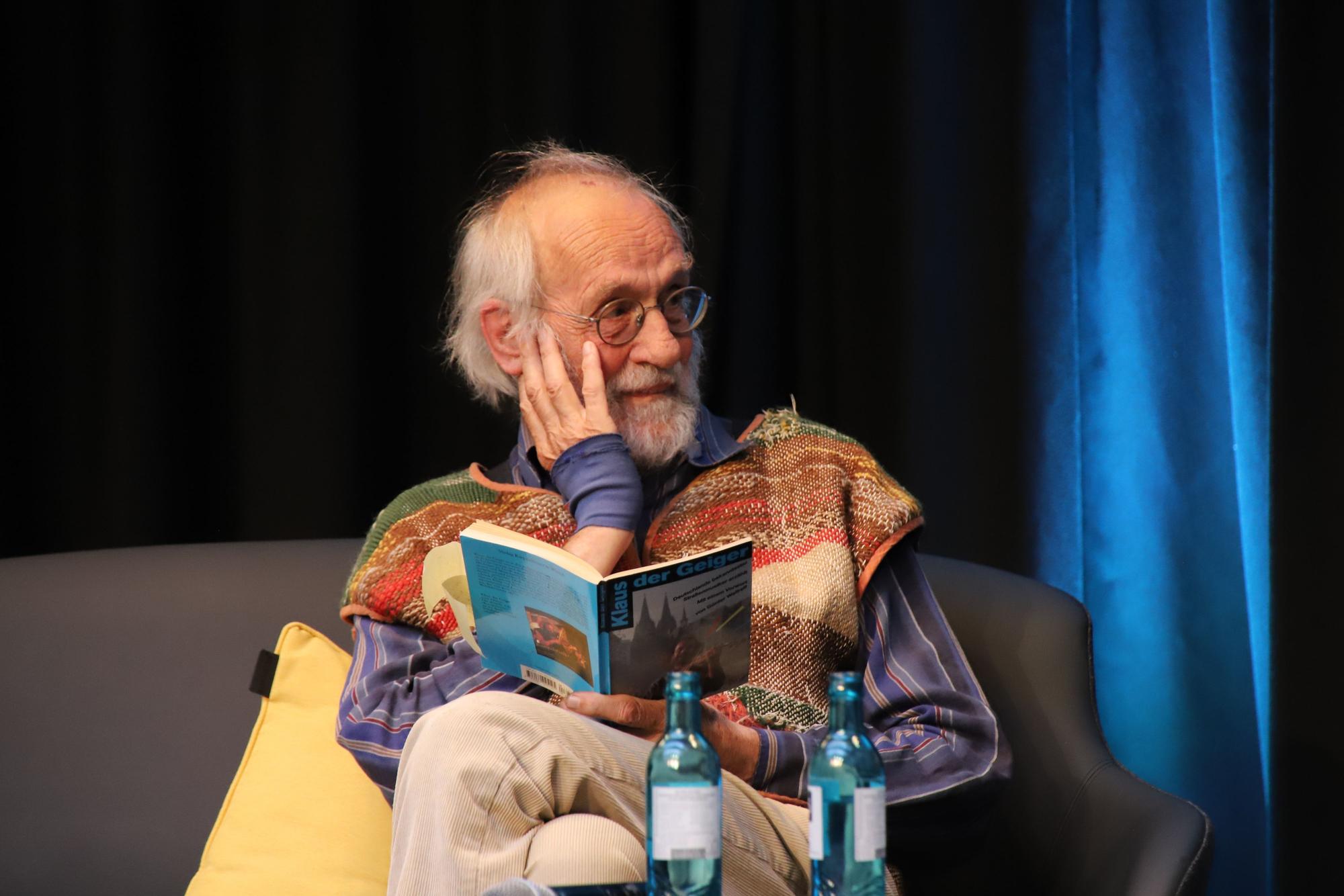 Klaus der Geiger gastierte im Siegburger Stadtmuseum.