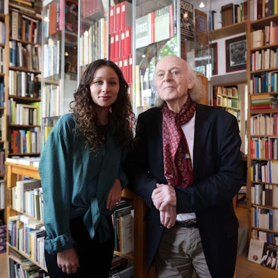 Durchstarten statt aufgeben: Daria Razumovych und Klaus Willbrand haben dem Antiquariat einen neuen Auftritt verliehen.