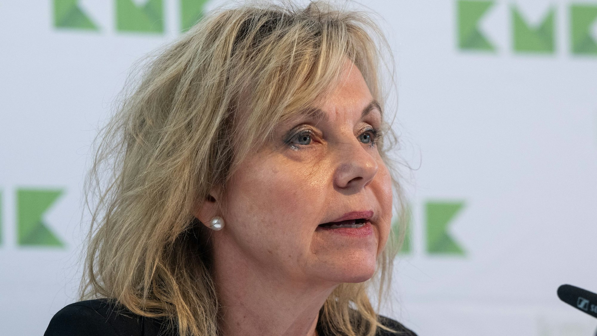 Staatssekretärin Sabine Döring muss das Bundesbildungsministerium nach Kritik an einem von ihr verfassten Prüfauftrag verlassen.dpa