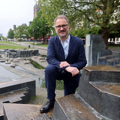 Wie eine fragmentierte Stadtlandschaft: Der Paolozzibrunnen ist der Lieblingsort von Yilmaz Dziewior. Er kann ihn von seinem Büro aus sehen.