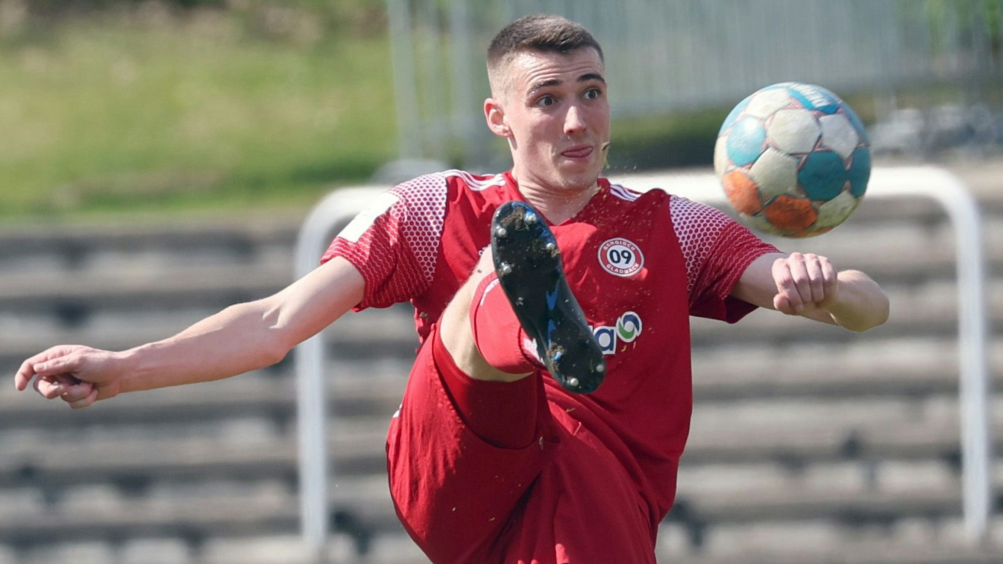 sport Mittelrheinliga
SV09 Arnoldsweiler
Daniel Spiegel