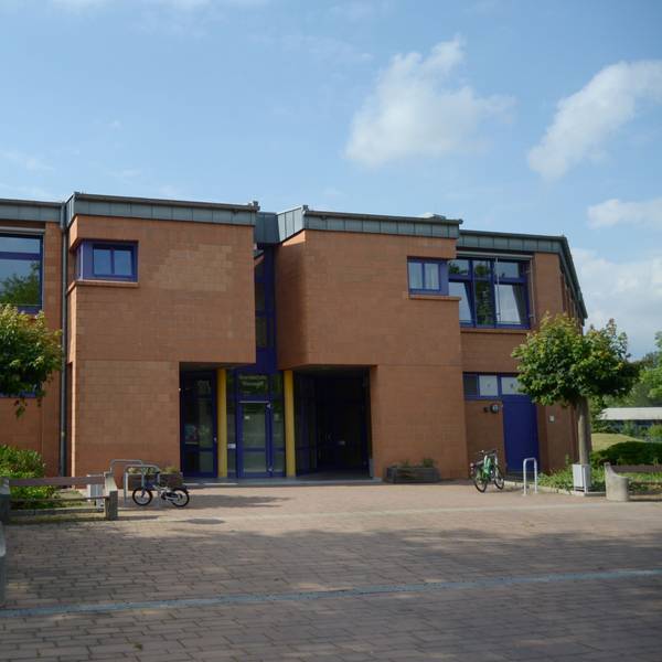 Das Gebäude der Grundschule Weststadt.