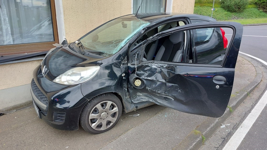 Much: Lkw rammt Kleinwagen auf Kreuzung - Rundschau Online