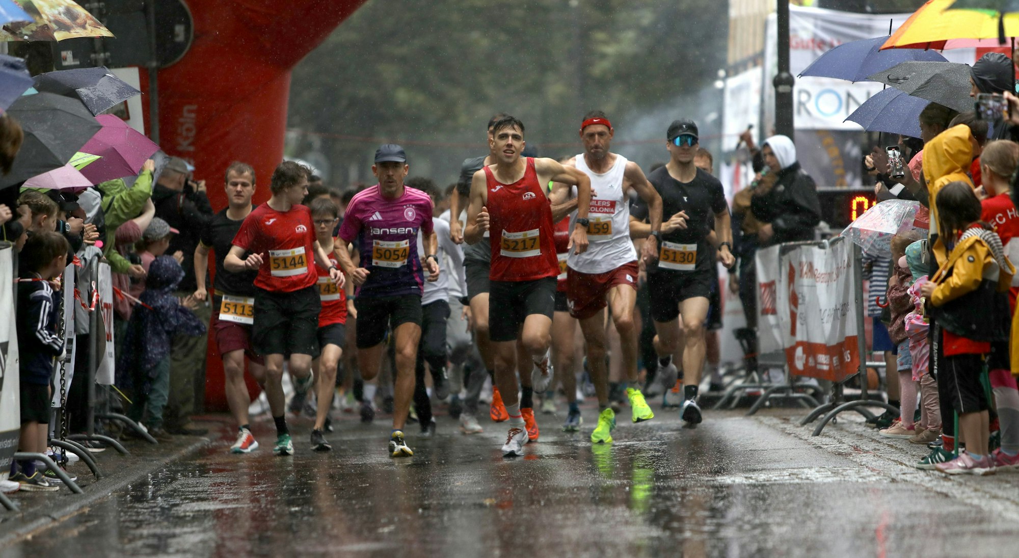 Zahlreiche Läufer starteten beim 18. Hennefer Europalauf.