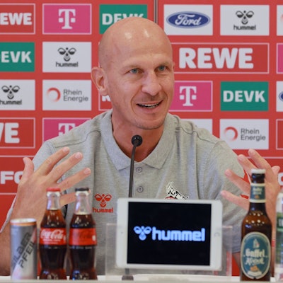 Gerhard Struber bei seiner Vorstellungs-Pressekonferenz im Geißbockheim.