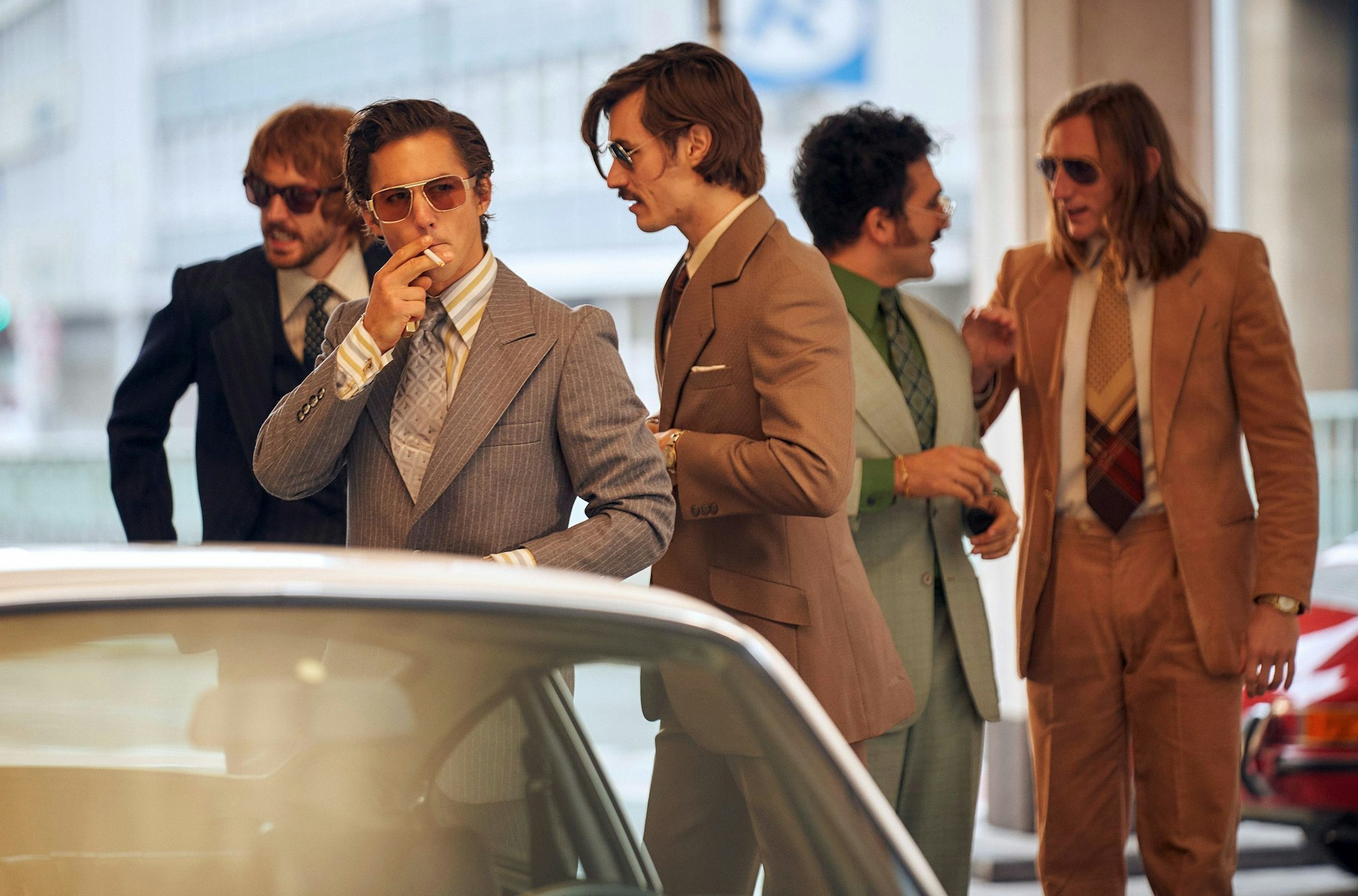 Die „Goldjungs“ der Herstatt-Bank in einer Szene aus dem gleichnamigen Spielfilm.