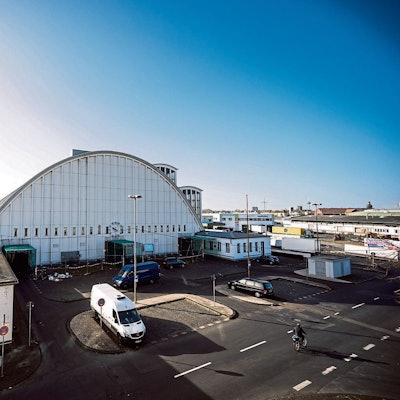 Die denkmalgeschützte Großmarkthalle im Kölner Süden. Der Spatenstich erfolgte bereits 1936.