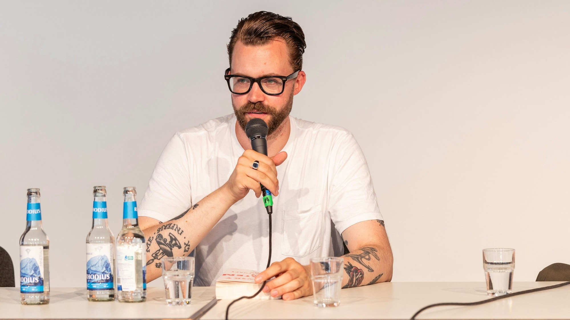 Marcel Lewandowsky stellt sein Buch „Was Populisten wollen“ vor.