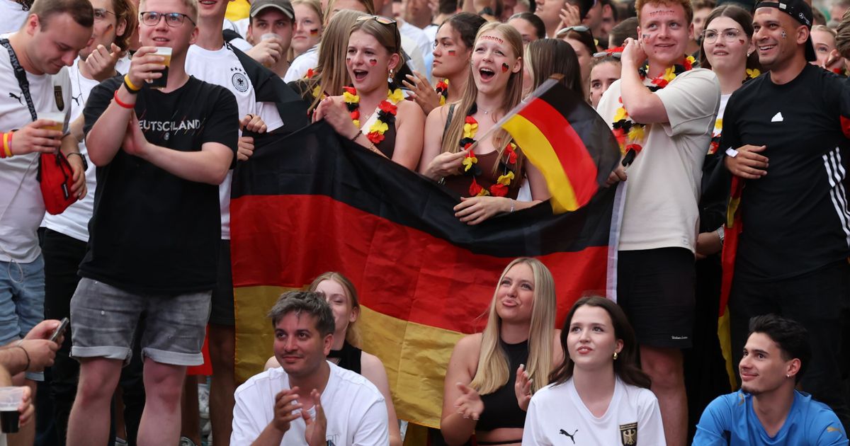 Matches in the middle of the night: Cologne pubs face World Cup stress ...
