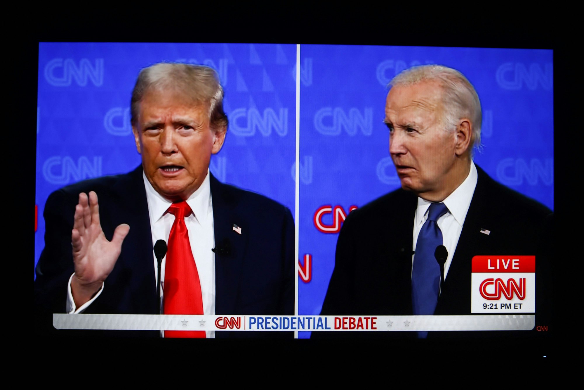 June 28, 2024, Atlanta, United States: This photo taken from a screen shows the first presidential debate between US President Joe Biden and former President Donald Trump in the CNN studio in Atlanta. The first pre-election debate between current US President Joe Biden and Republican presidential candidate Donald Trump will be held on June 27 without spectators or reporters in the CNN studio in Atlanta. Atlanta United States - ZUMAs197 20240628_aaa_s197_013 Copyright: xArtemxPriakhinx