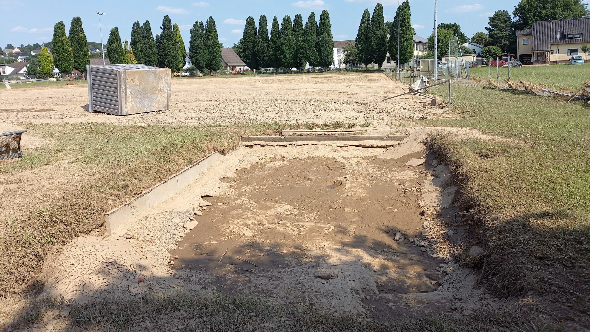 Der Arloffer Ascheplatz ist zerstört.