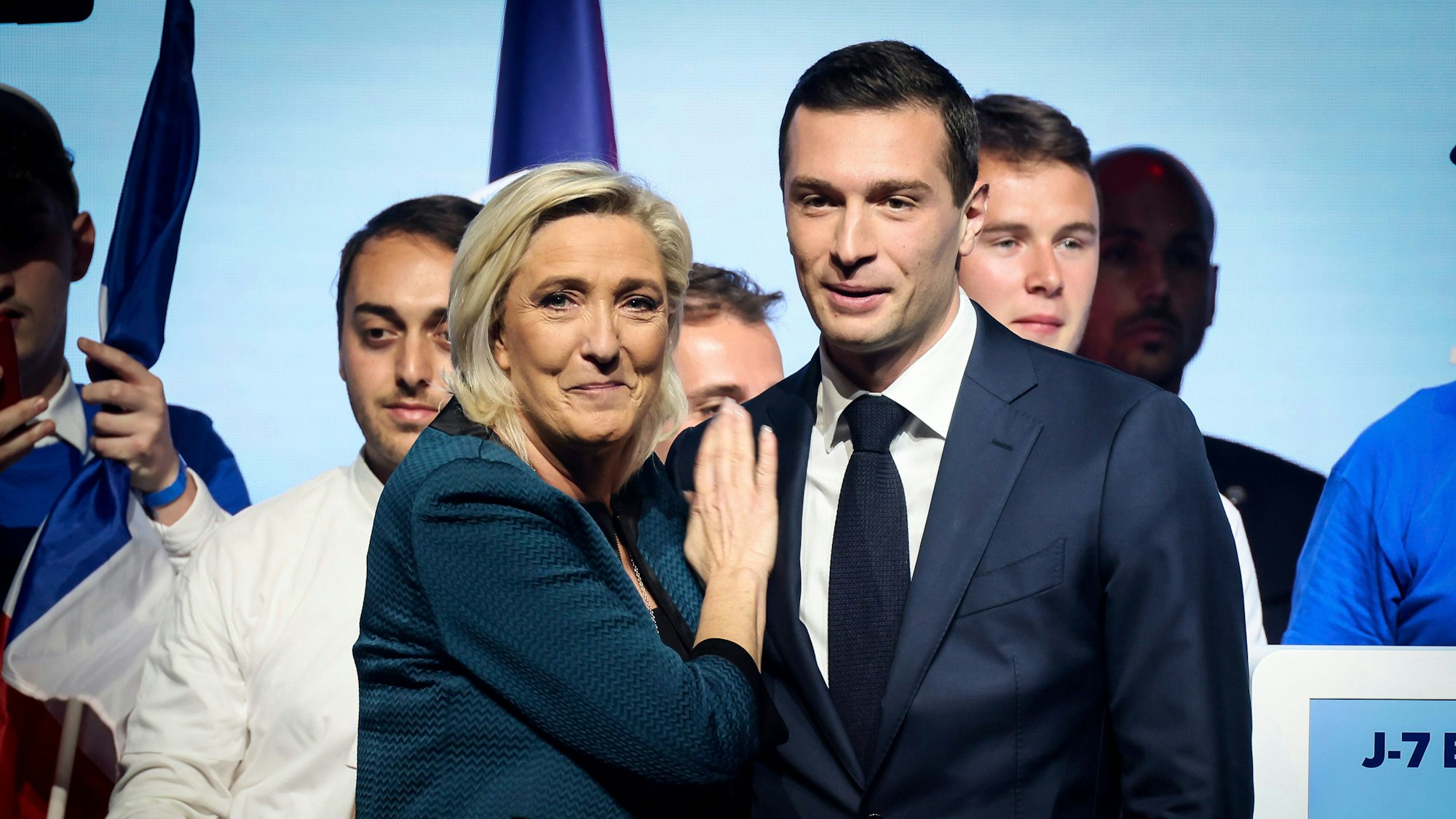 Die Rechtspopulistin Marine Le Pen und ihr Zögling Jordan Bardella