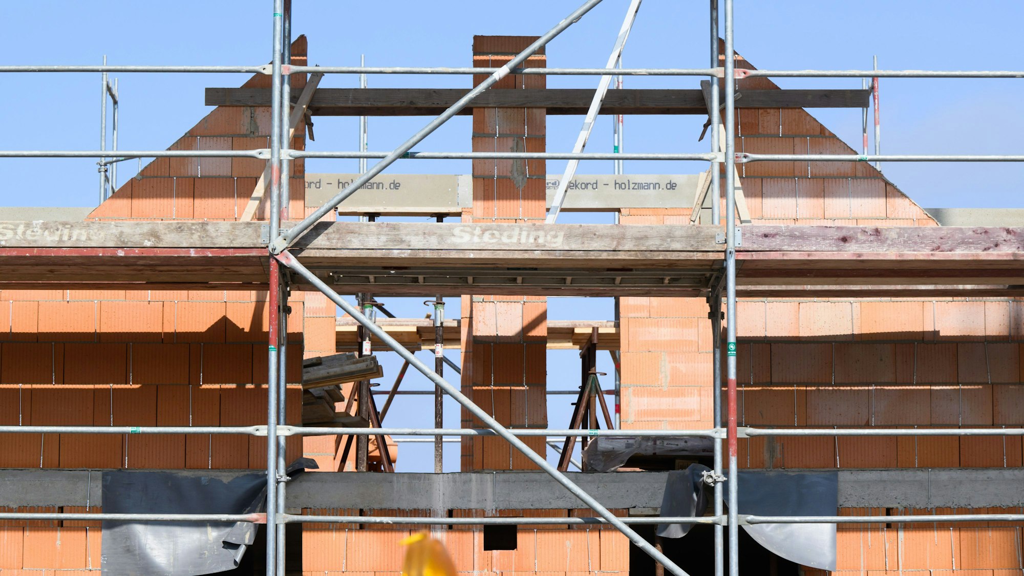Einfamilienhaus im Bau.