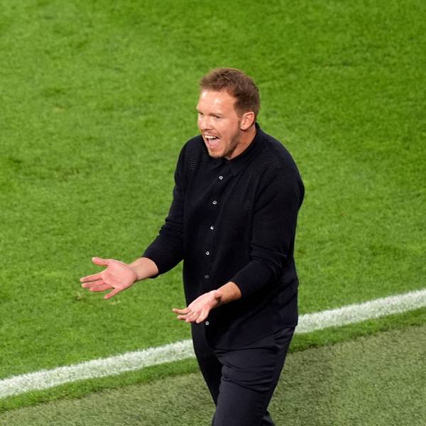 Deutschlands Bundestrainer Julian Nagelsmann am Spielfeldrand.