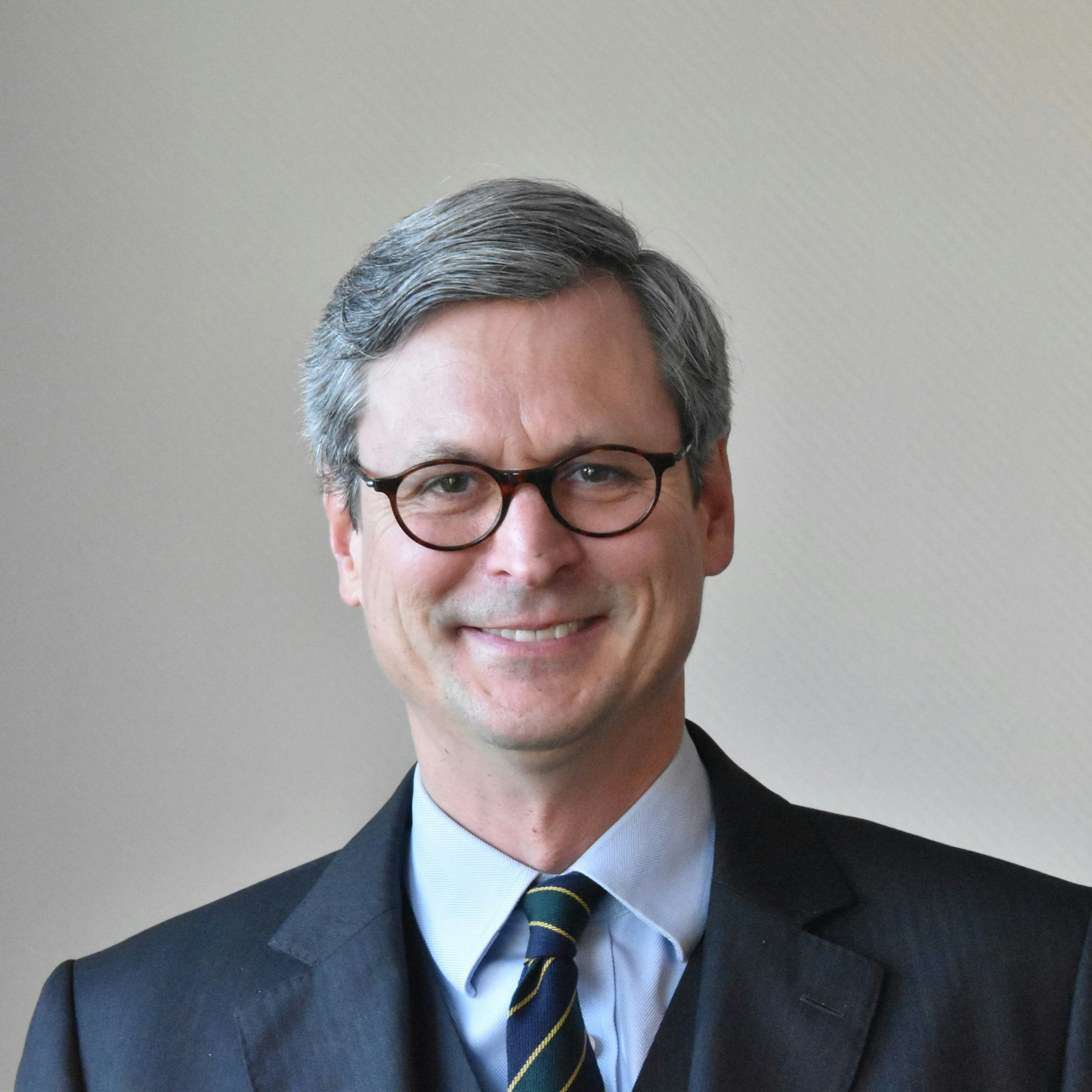 IHK-Hauptgeschäftsführer fordert von den Kommunen in der Region Haushaltsdisziplin, um die Wirtschaft nicht stärker durch Steuern zu belasten.