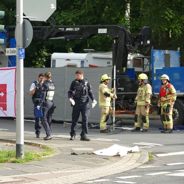Blick auf die Unfallstelle Am Stadion.