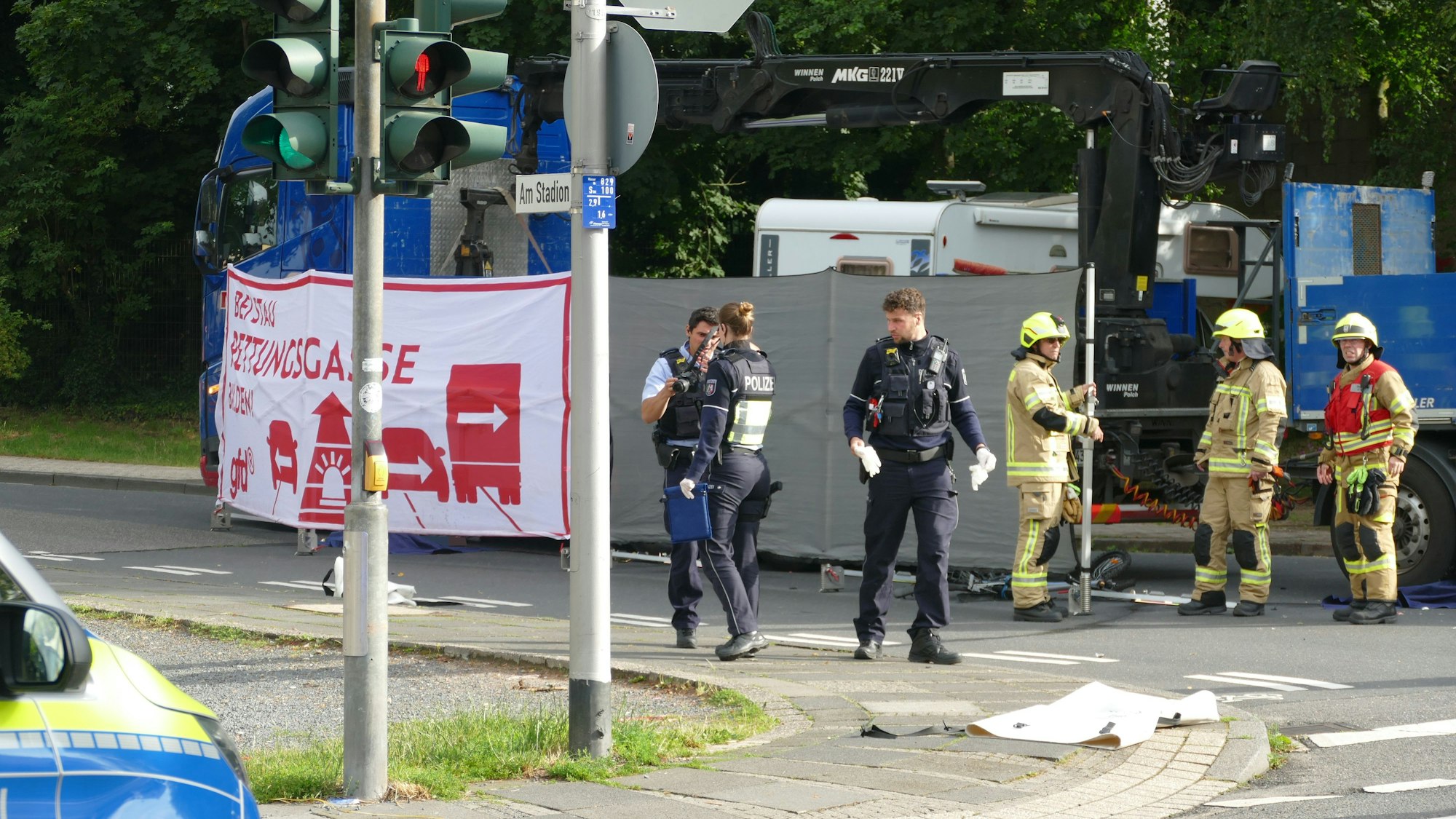 Blick auf die Unfallstelle Am Stadion.