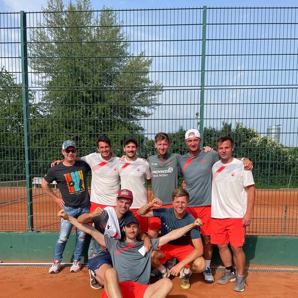 Foto einer Herren-Tennismannschaft