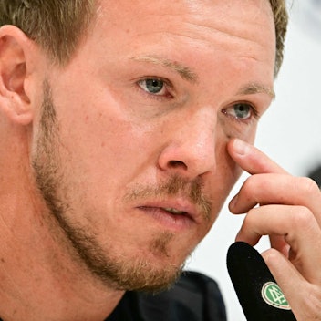 Immer den Tränen nahe: Bundestrainer Julian Nagelsmann auf der Bilanz-Pressekonferenz des DFB.