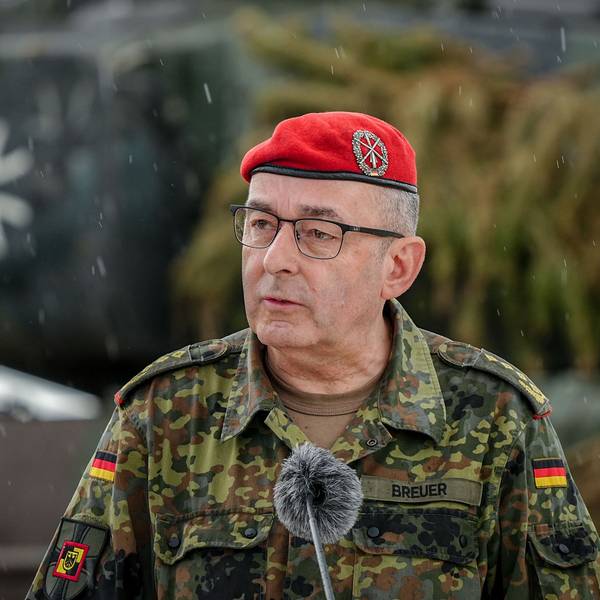 Der Generalinspekteur der Bundeswehr, Carsten Breuer, spricht zum Abschluss der Nato-Übung Quadriga 2024.