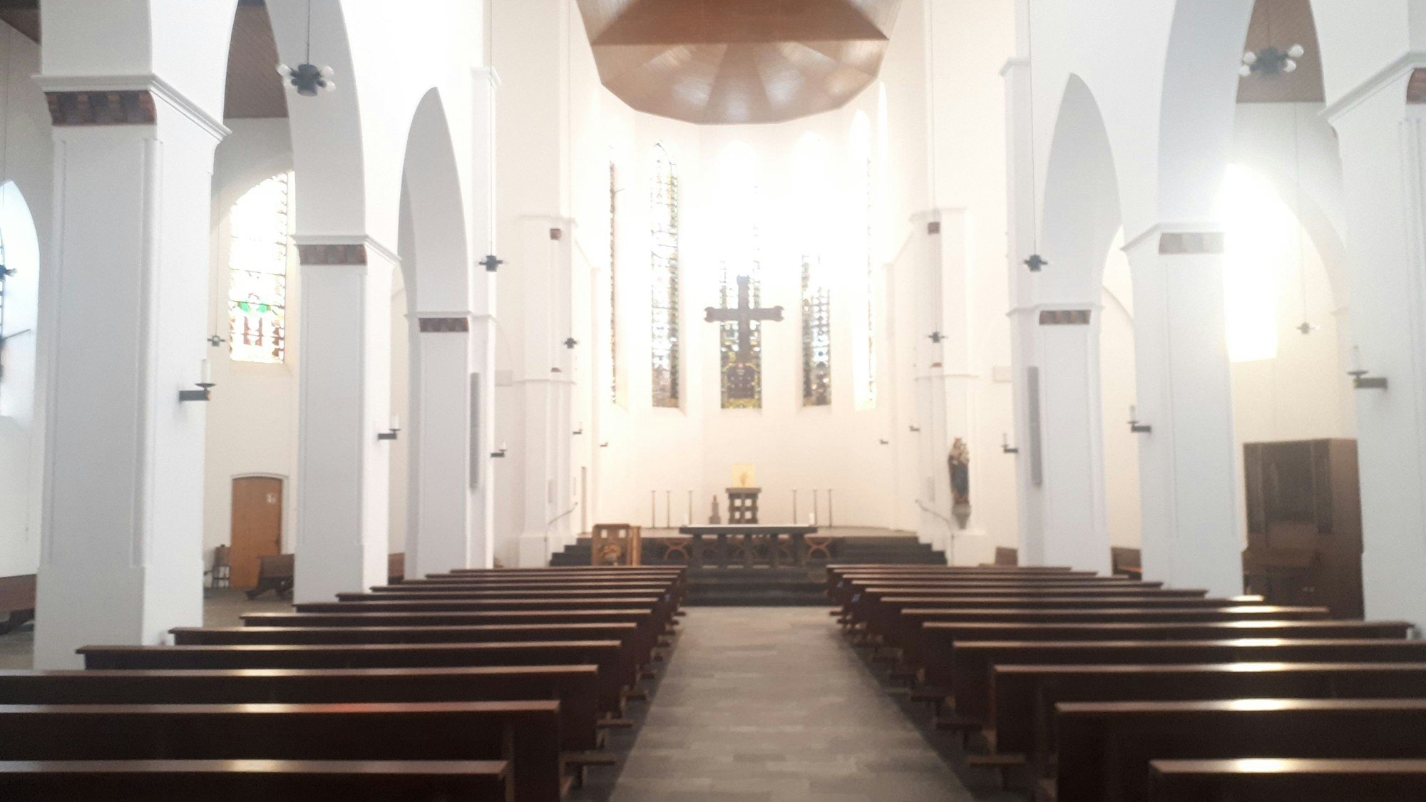 Das Innere der Kirche St. Marien am Baudriplatz in Nippes.