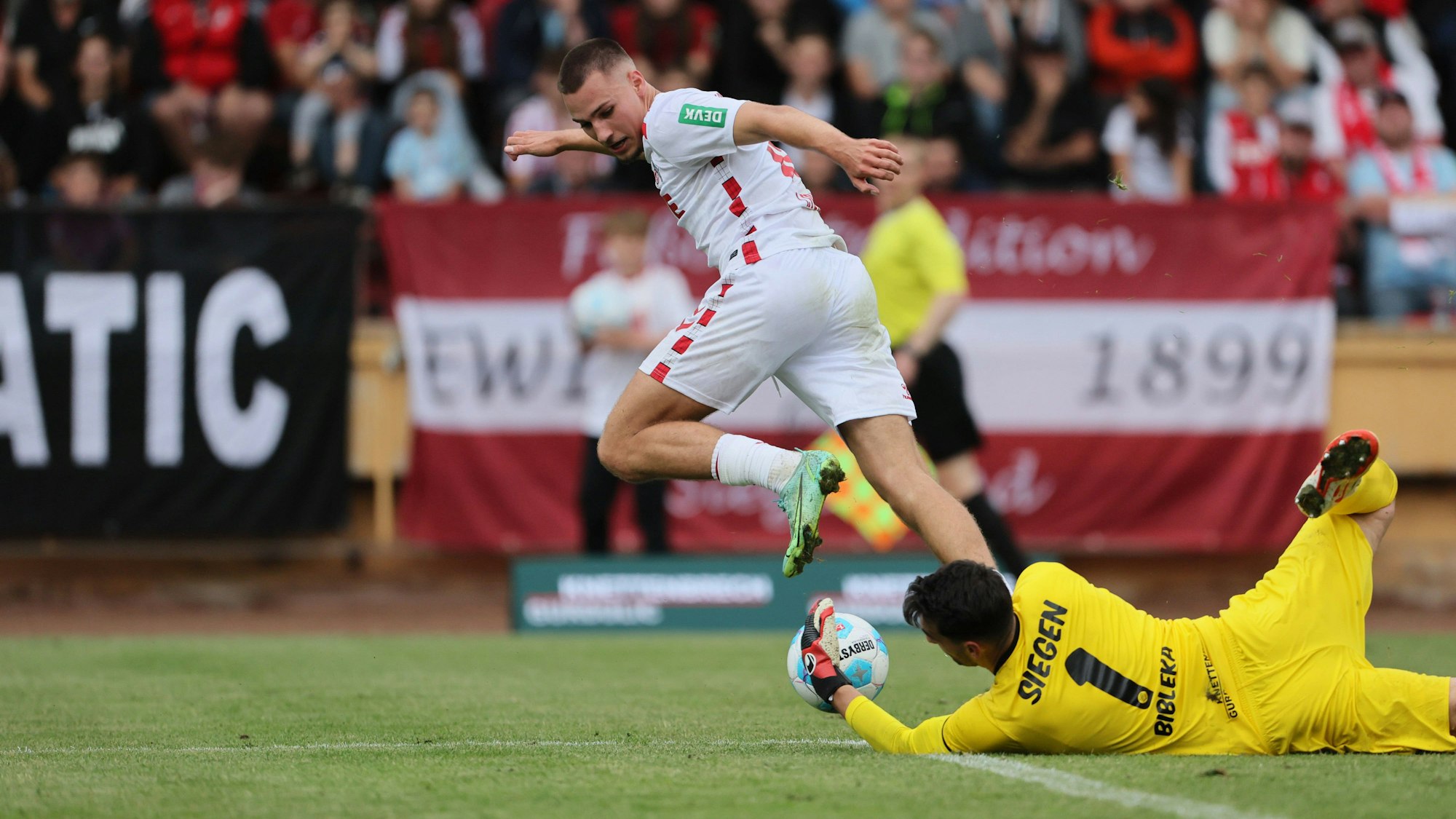 Auffällig in der Vorbereitung: FC-Stürmer Tim Lemperle  traf beim Testspiel gegen Siegen doppelt.