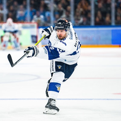XFinnlands Verteidiger Veli-Matti Vittasmäki kommt zu den Kölner Haien.