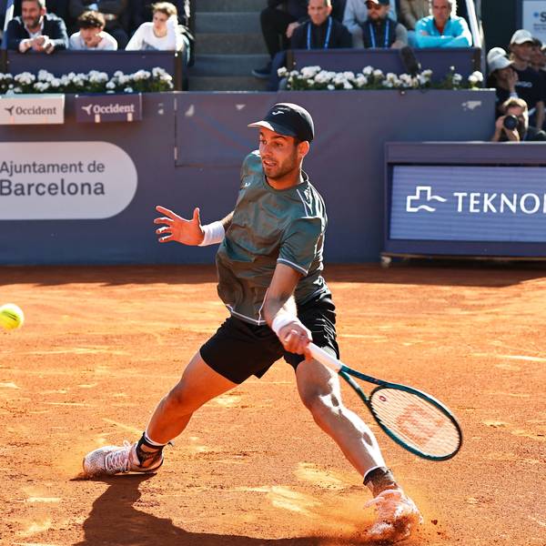 Facundo Diaz Acosta ARG, APRIL19, 2024 - Tennis : Facundo Diaz Acosta during singles Quarter final match against Stefanos Tsitsipas on the Barcelona Open Banc Sabadell tennis tournament at the Real Club de Tenis de Barcelona in Barcelona, Spain. Noxthirdxpartyxsales PUBLICATIONxNOTxINxJPN 250691609