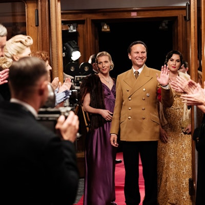 Ein Portrait aus der Täterperspektive: Magda Goebbels (Franziska Weisz), Joseph Goebbels (Robert Stadlober) und Lida Baarova (Katja Fellin) bei einer Filmpremiere.