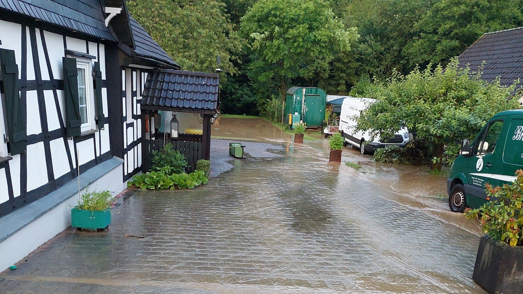 Das Foto zeigt die Überschwemmung in Waldmühle am 10. Juli.