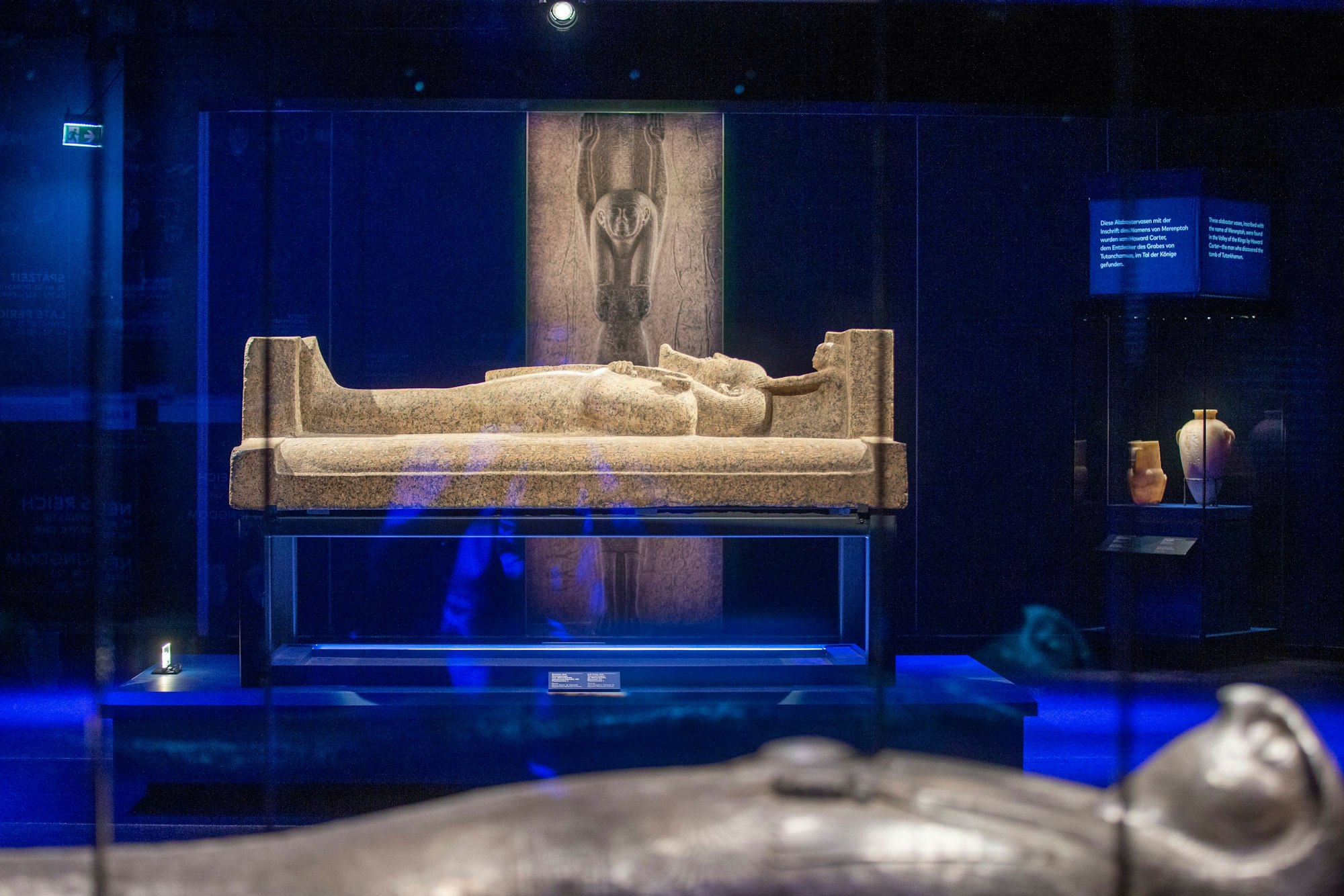 Herzstück der Ausstellung ist der echte Sarkophag von Ramses II.