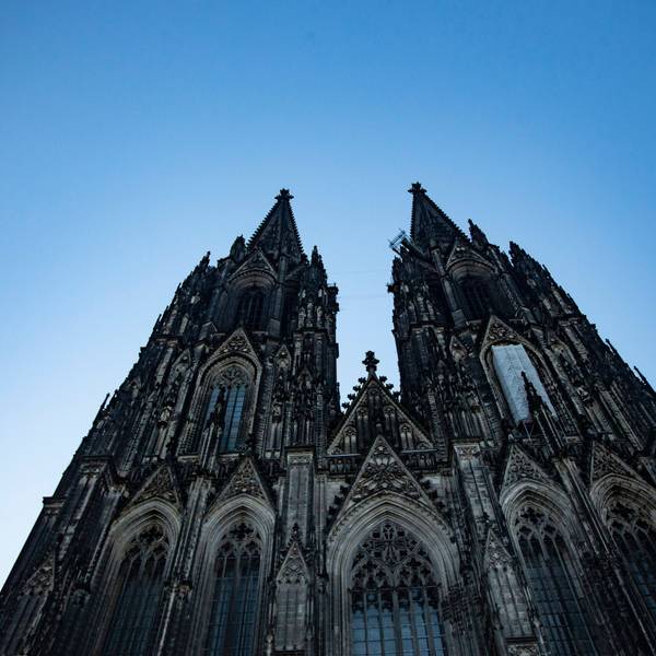 Nordrhein-Westfalen, Köln: Blick auf den Kölner Dom am frühen Morgen. (Archivbild)