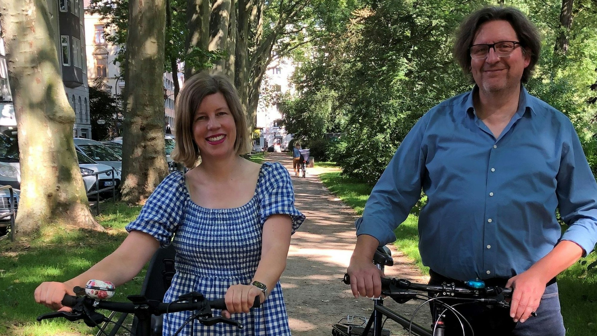 Kölns „Fahrradbürgermeisterin“ Anna Genser mit ihrem Vorgänger Reinhold Goss.