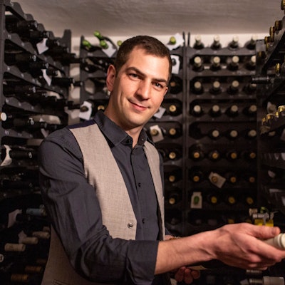 Stefano Angeloni, Sommelier im „Astrein“.