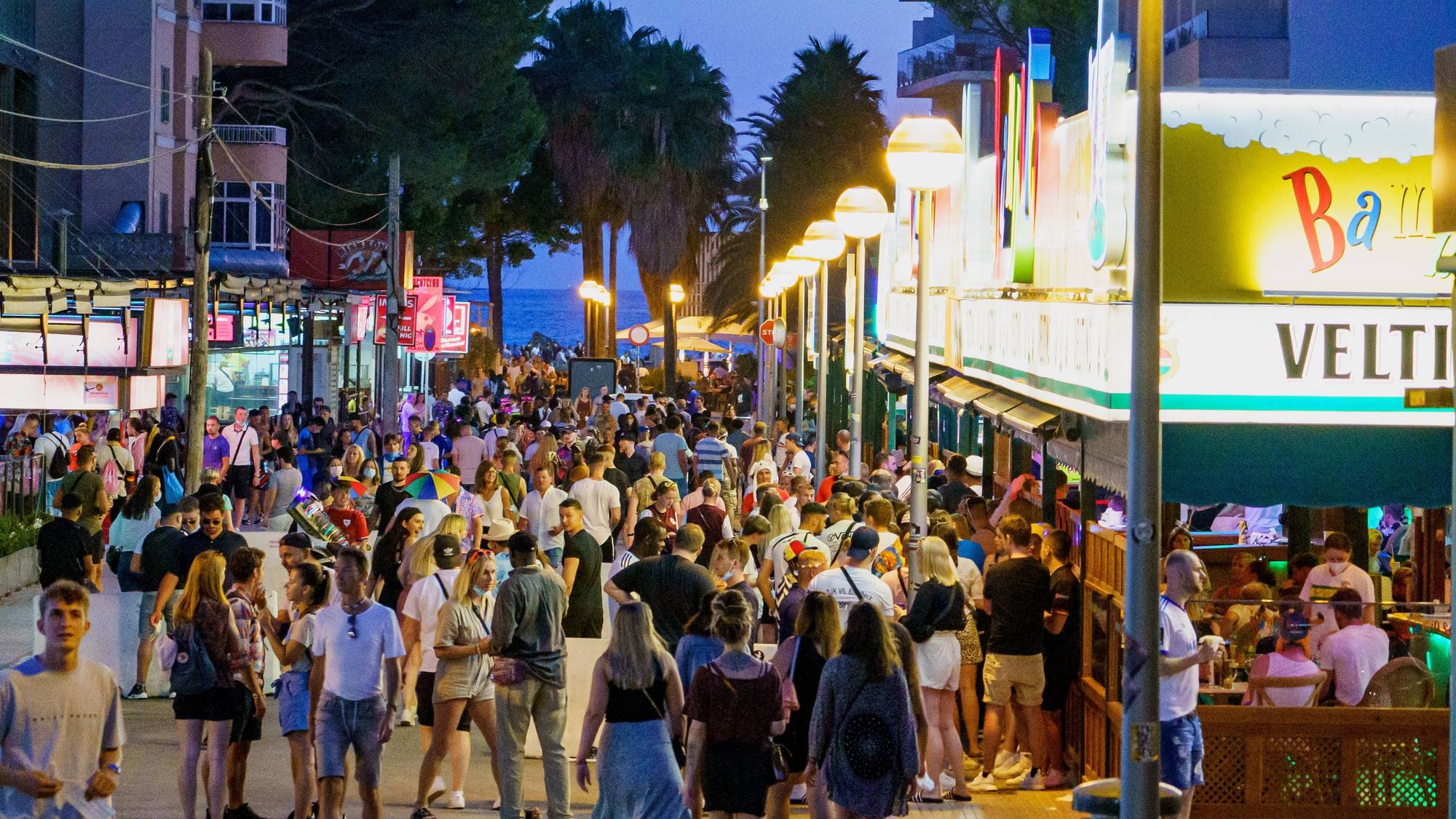 Spanien gehört zu den beliebtesten Urlaubsländern der Welt. 2023 kamen 85 Millionen ausländische Urlauber ins Land.