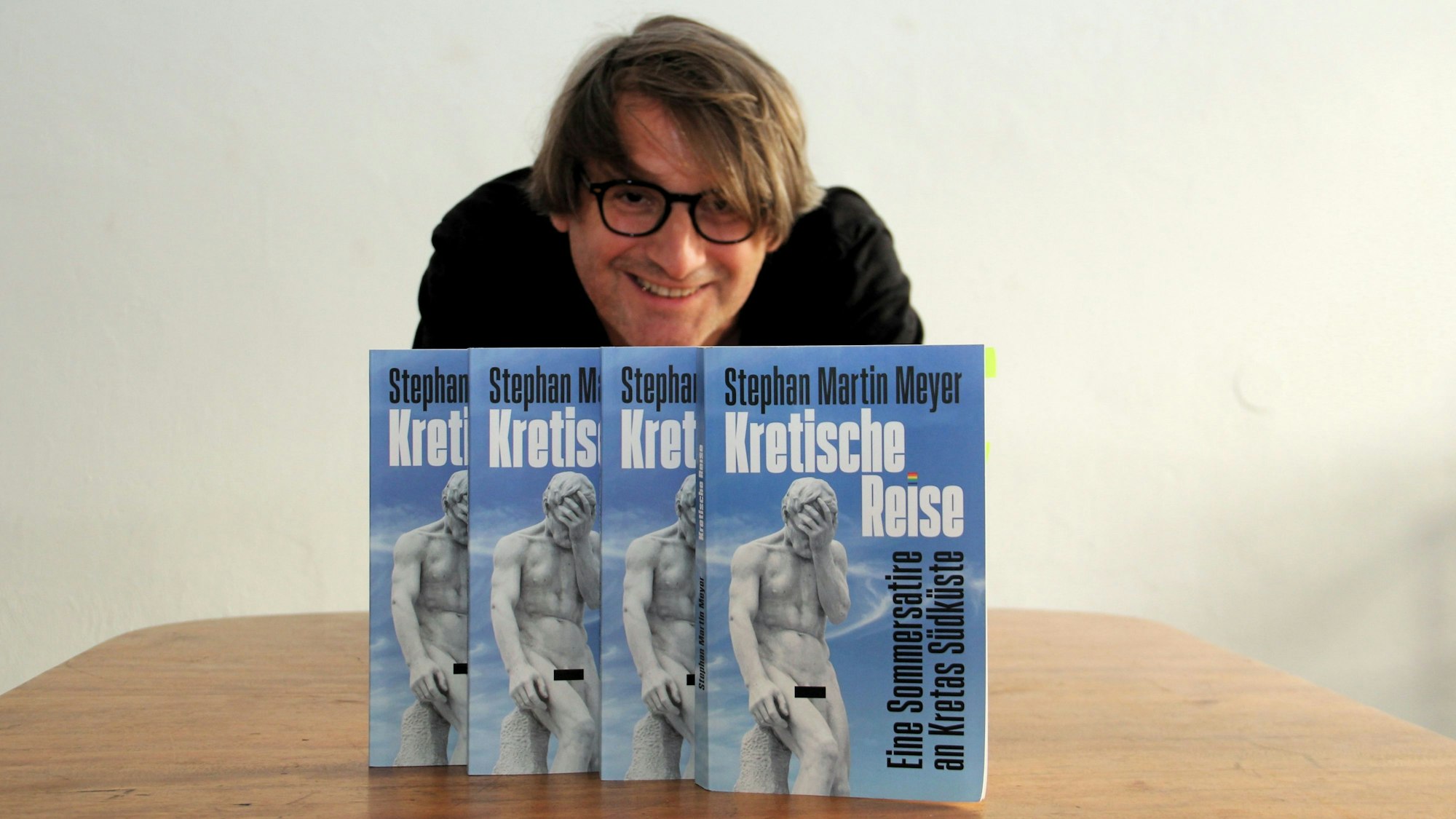 Der Kölner Autor Stephan Martin Meyer und sein neues Buch „Kretische Reise“