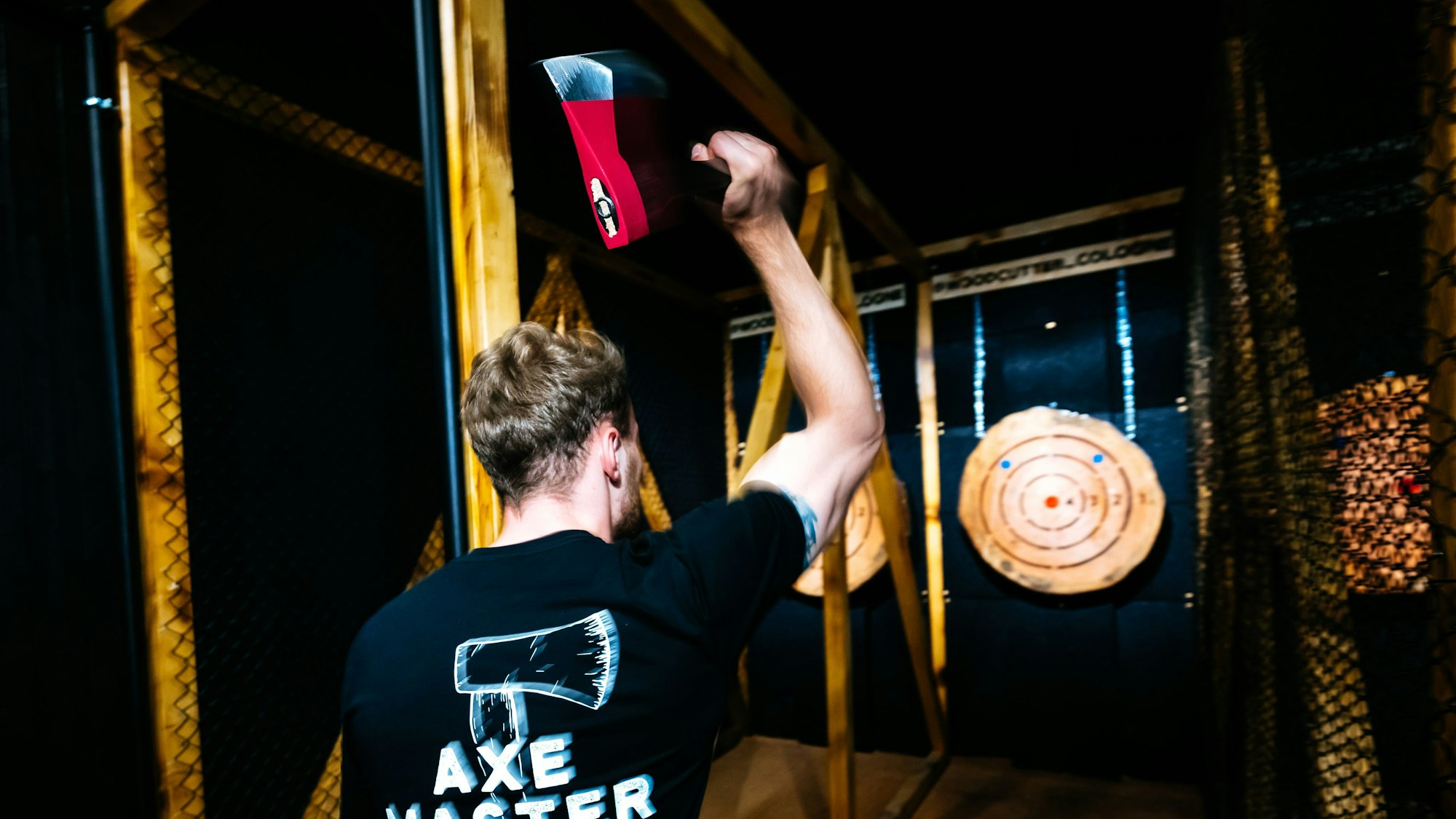 Die Axtwurf-Anlage im Steigenberger Hotel.