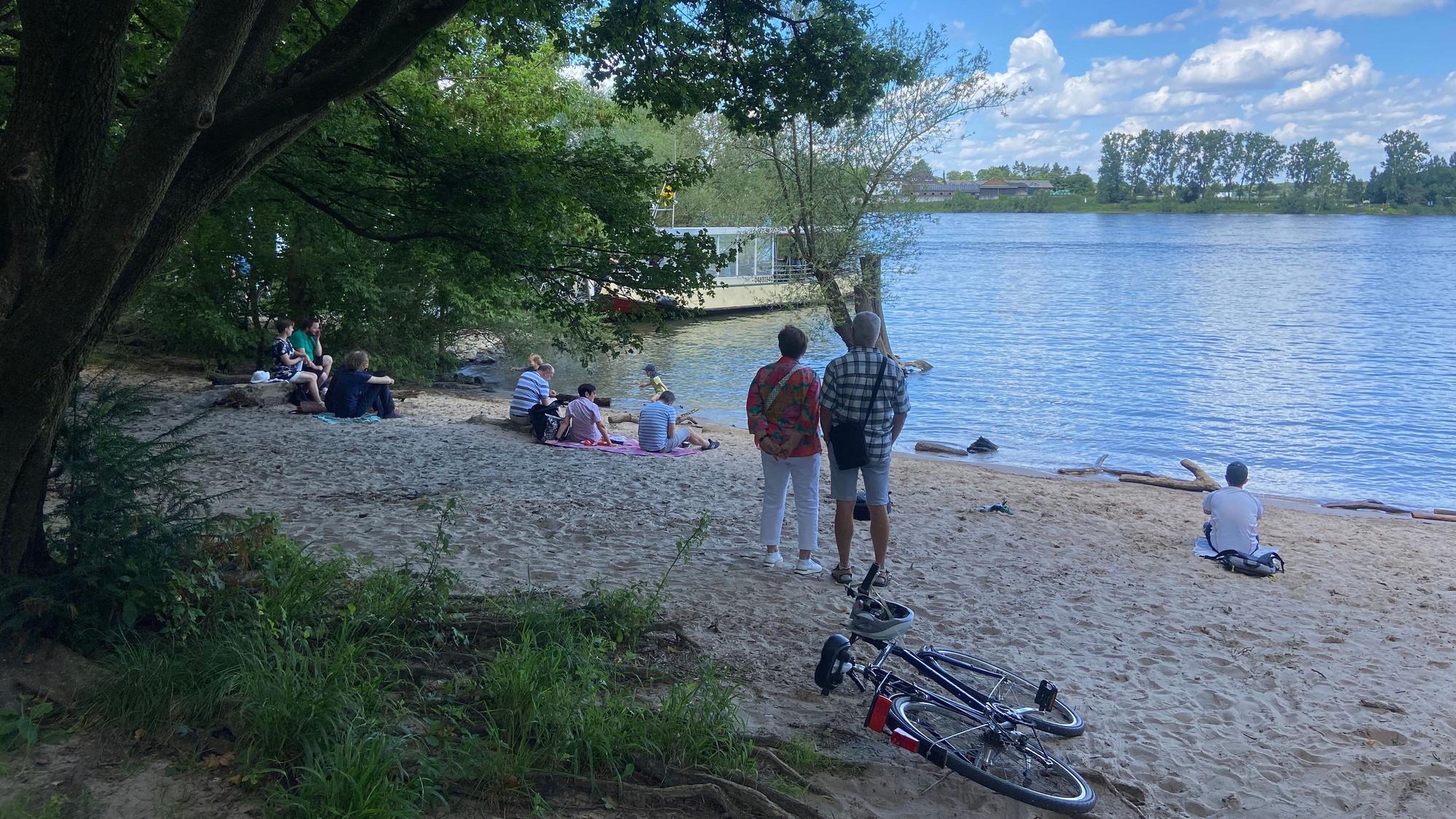 Sandstrand am Rhein
