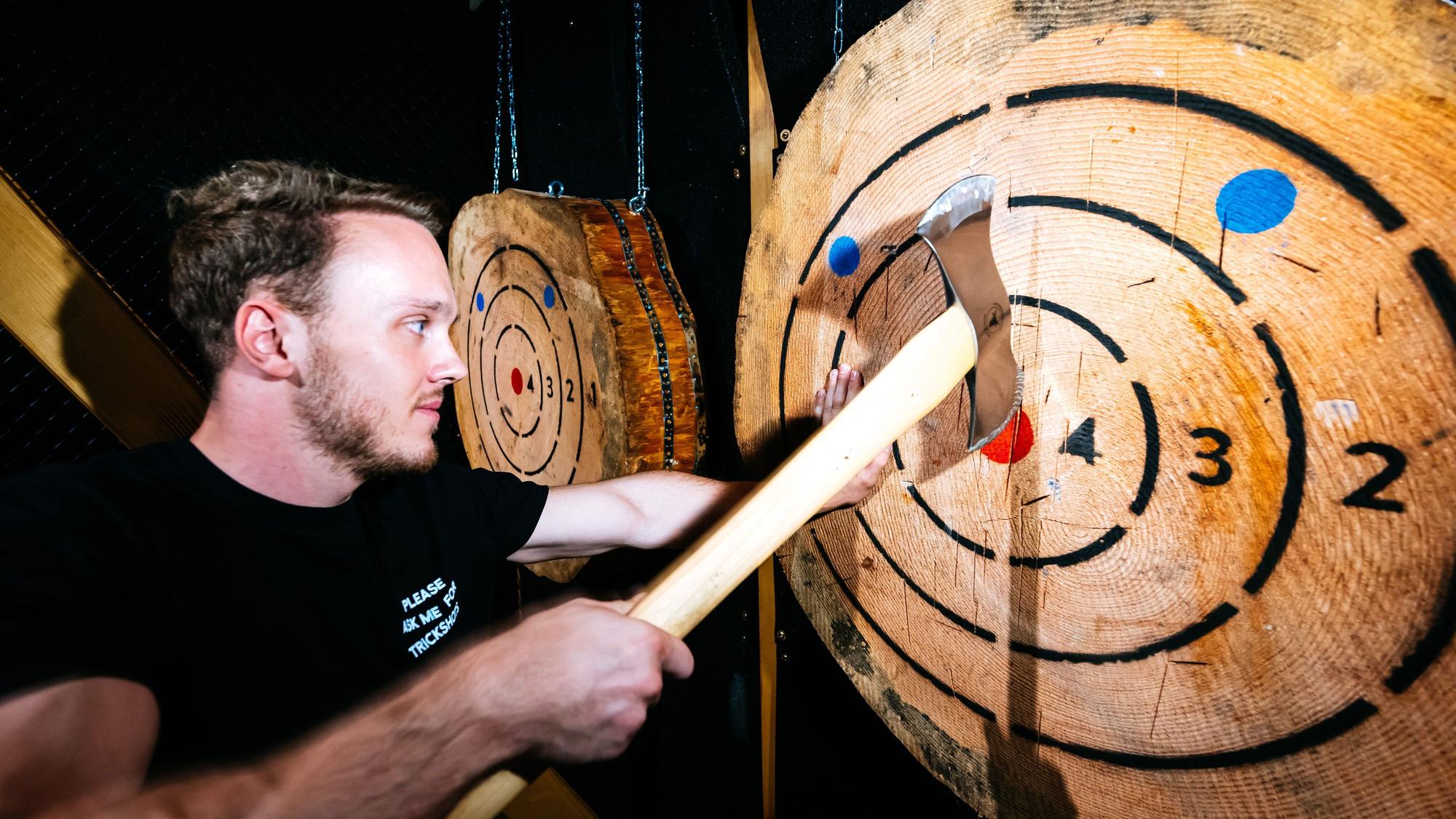 Aron Lack von „Woodcutter“ am neuen Standort in Köln.