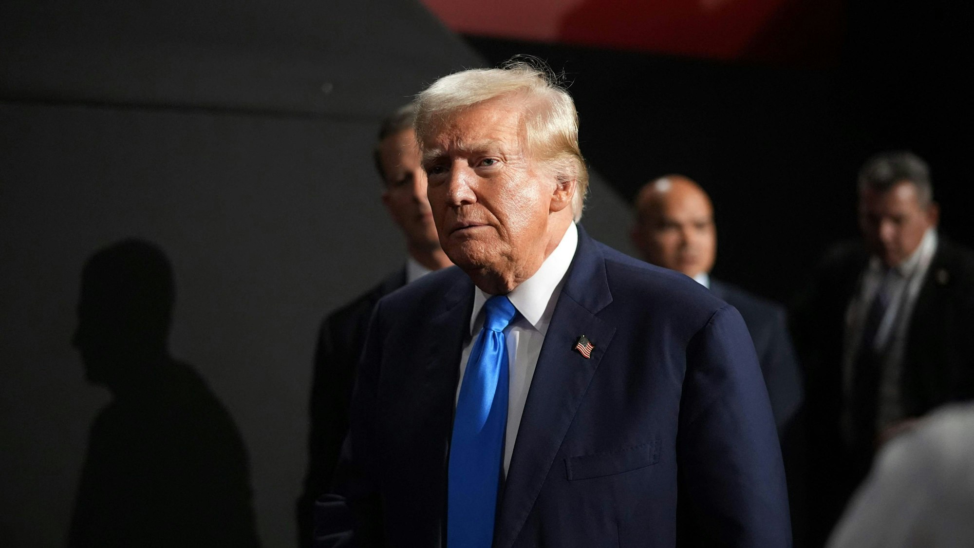 Donald Trump kennt man laut und provokativ. Auf dem Parteitag der Republikaner sieht man nach dem Anschlag auf ihn allerdings einen anderen Trump.