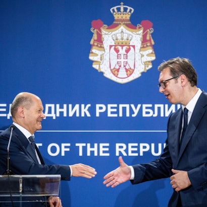 Bundeskanzler Olaf Scholz (SPD) und Aleksander Vucic, Präsident von Serbien.