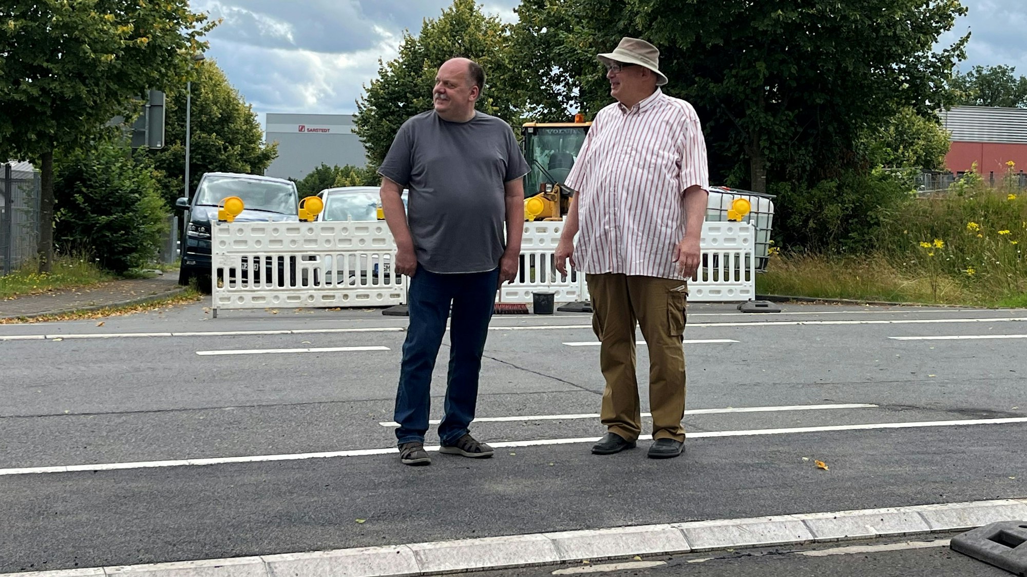 Nümbrecht, Gewerbegebiete Elsenoth, die Gewerbetreibenden Stefan Moog (links) und Rainer Galunder.