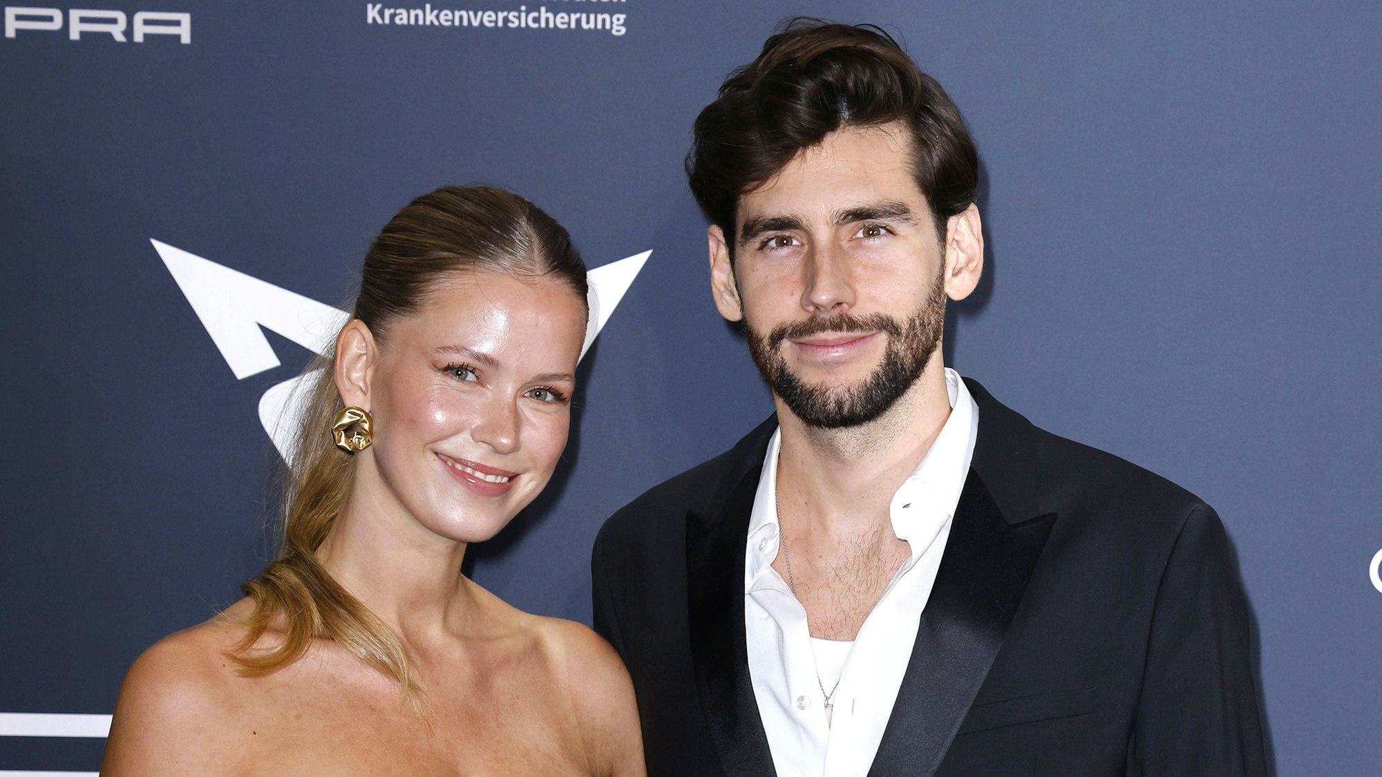 Alvaro Soler und seine Frau Melanie Kroll bei der 27. Festlichen Operngala für die Aids-Stiftung im November in Berlin.