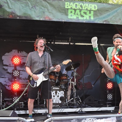 Eine mitreißende Bühnenpräsenz hatte Klartext-Frontmann Lutz Marquardt.