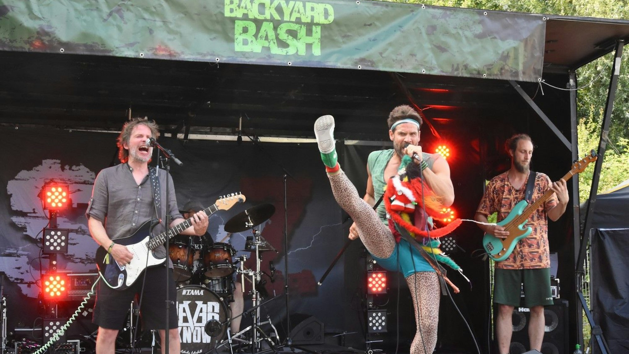 Eine mitreißende Bühnenpräsenz hatte Klartext-Frontmann Lutz Marquardt.