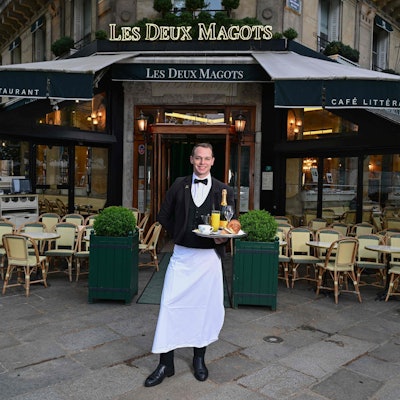 Vielleicht das bekannteste Café in Paris: „Les Deux Magots“, eröffnet 1884.